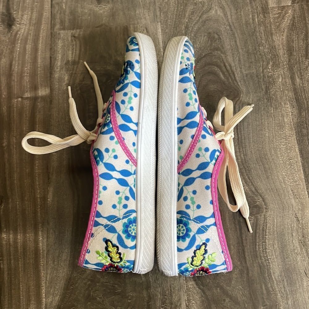 Designer Tennis Shoes - Picture 6 of 9